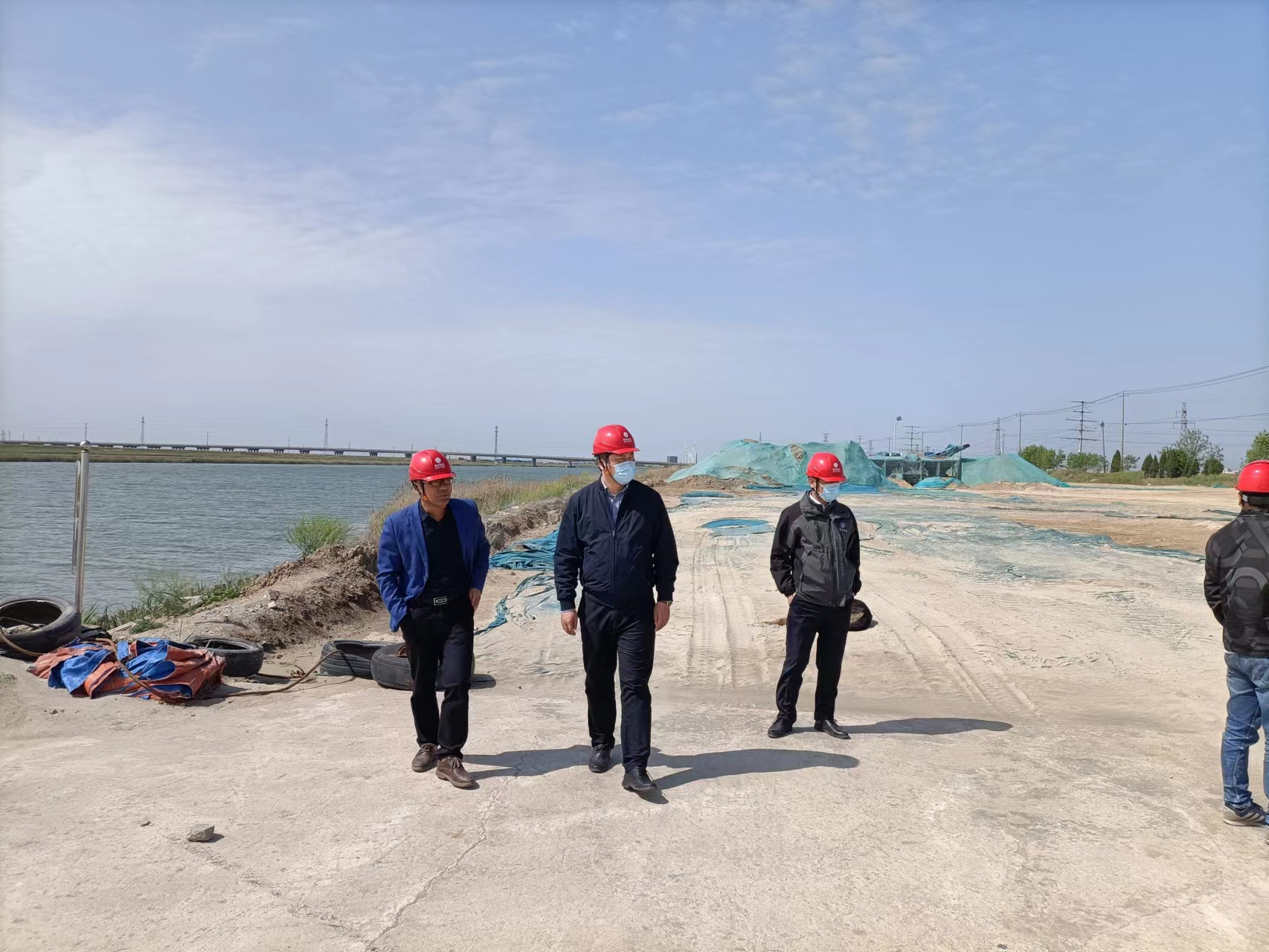 徐總在宵洋.jpg 徐總在宵洋.jpg